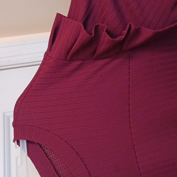 EUC - LULAROE - BRIELLE TOP - LONG SLEEVE - 2XL - Picture 3 of 8